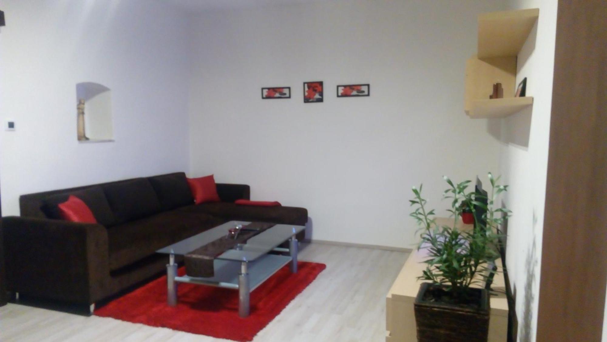 MiJa apartmán s VINNÝM SKLÍPKEM, zahradou a grilem Kájov Exterior foto
